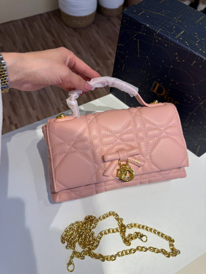 Dior

130 dhs
With box

Zain158

اطلبوها من الوتس المثبت في الأعلى👆🏻👆🏻

تواصلو معنا 👈🏻 Zain 
For order WhatsApp pinned 👆🏻

♥️♥️♥️