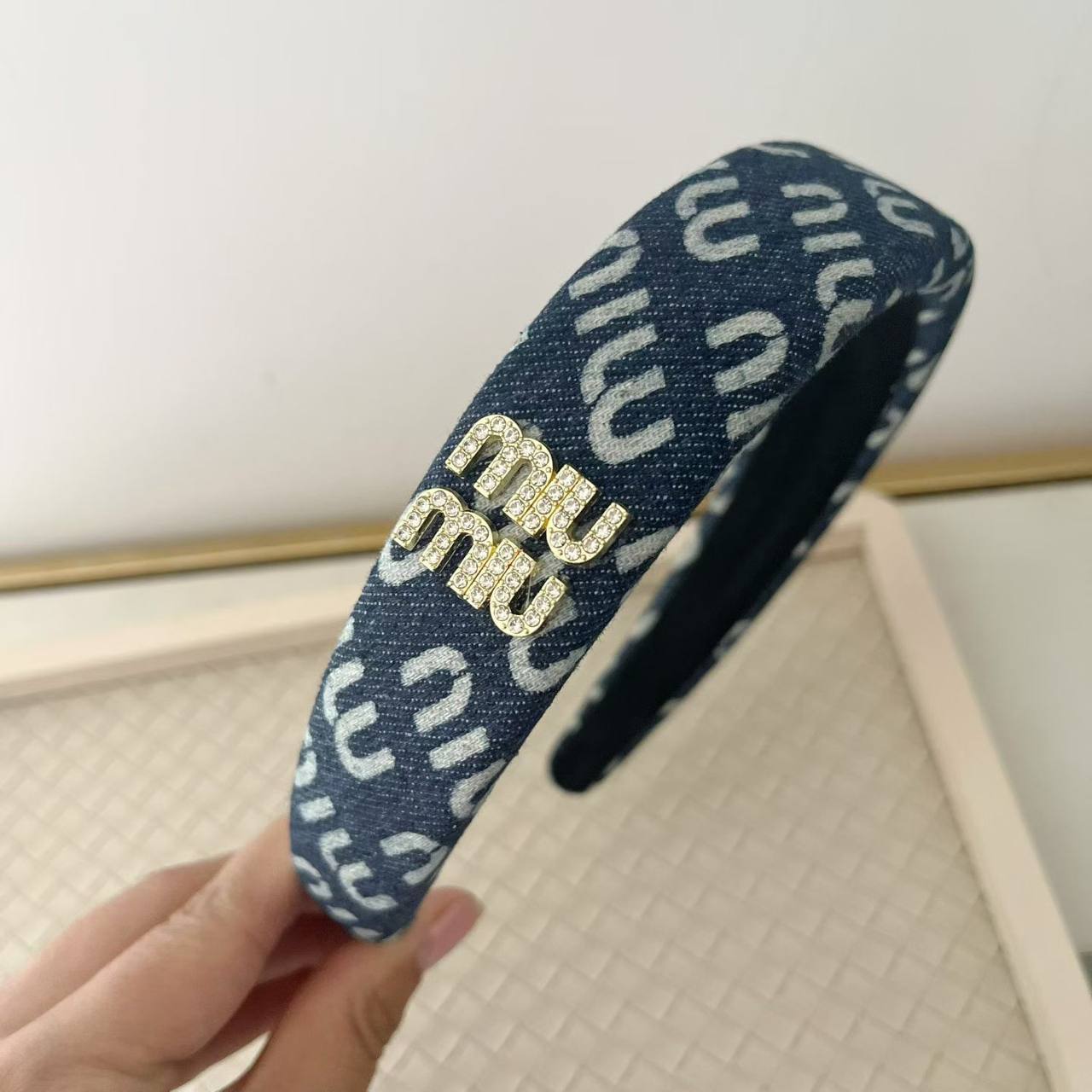*Headband ❤️‍🔥*
good quality 💯
20 dhs🪙💕

Zain216
♥️♥️♥️