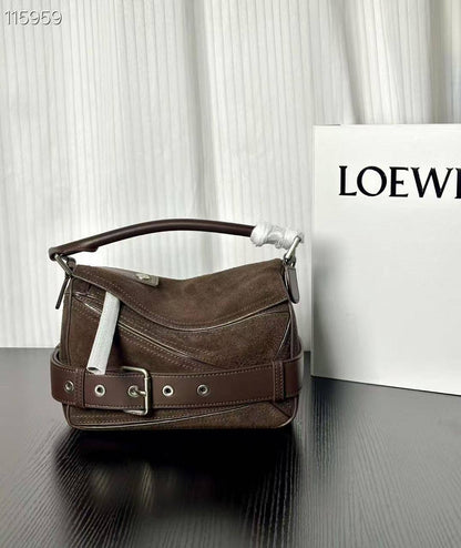 Loewe
Master ++++
340 dhs🪙🌨️

Zain153
♥️♥️♥️