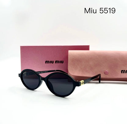 Miu Miu
Sunglasses 🕶️ 
good quality 💯
With master box 🗃️ 
50 dhs✅

Zain273
♥️♥️♥️