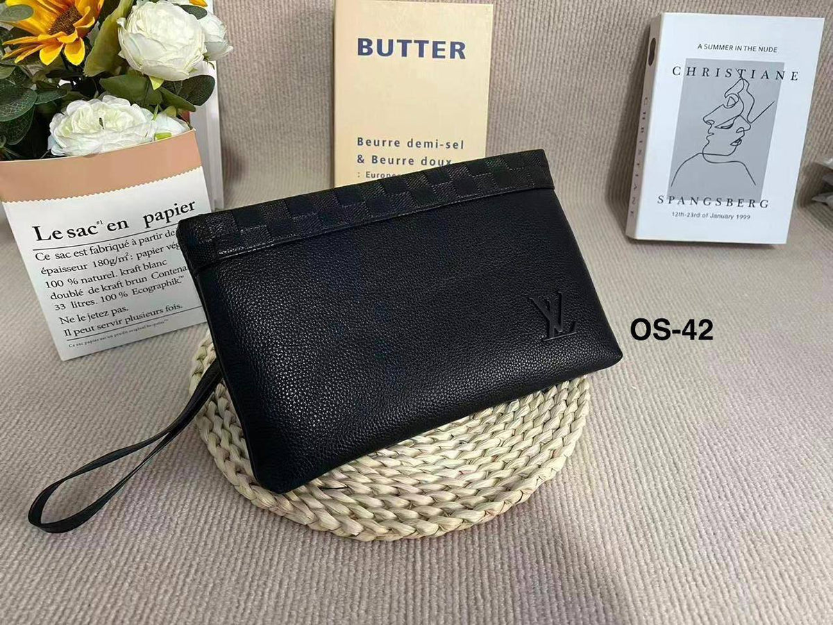 Gucci
Lv
Burberry
Coach
Ysl
Hermes
Prada
Goyard
Fendi

105 dhs🇦🇪🇦🇪🇦🇪

Zain182
♥️♥️♥️