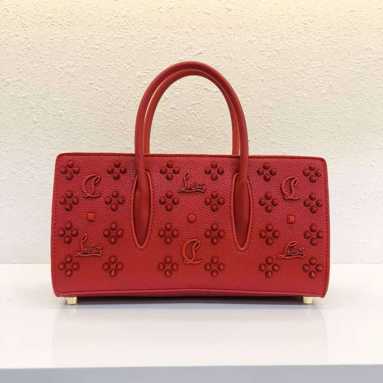 Christian Louboutin 
With box 
🎁🎁🎁

120 dhs✅
Size 28cm

Zain161
♥️♥️♥️