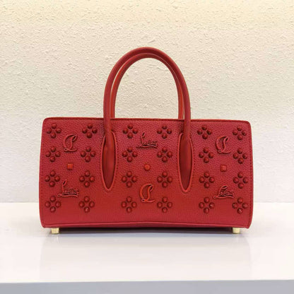 Christian Louboutin 
With box 
🎁🎁🎁

120 dhs✅
Size 28cm

Zain161
♥️♥️♥️