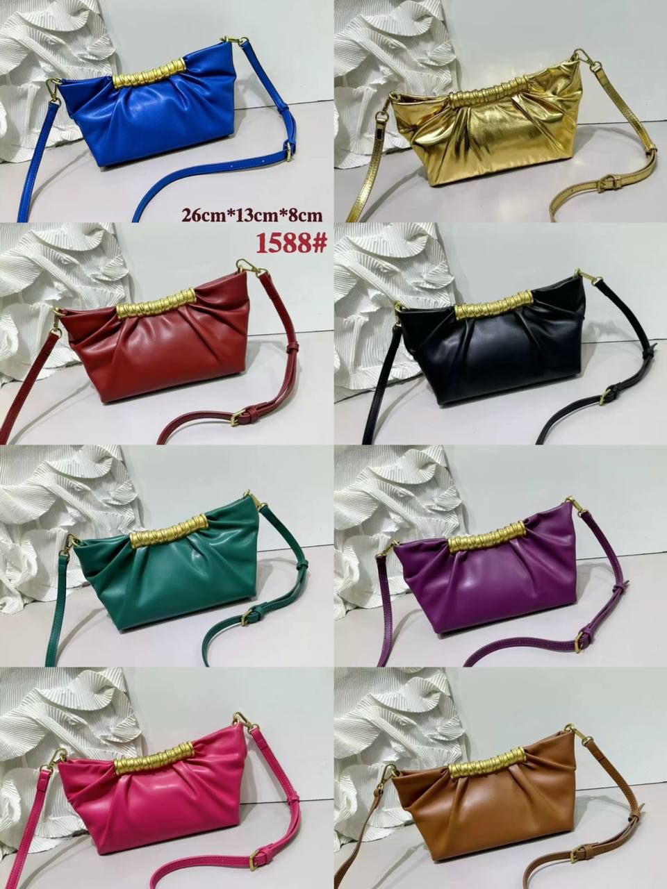 BOTTEGA
 NEW  CAME GOOD QUALITY 
WITH BOX 🎁🎁🎁

90 dhs✅

Zain39
♥️♥️♥️