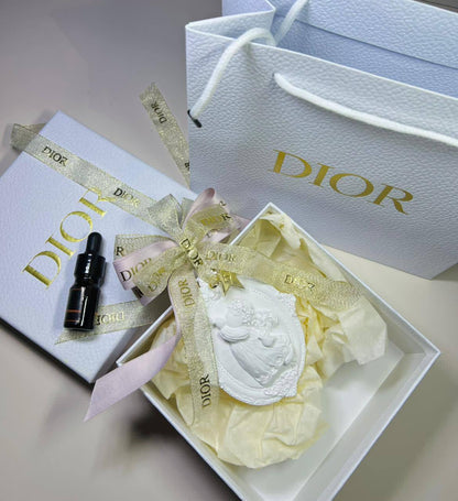 Full set 
45 dhs❣️

Zain45
♥️♥️♥️