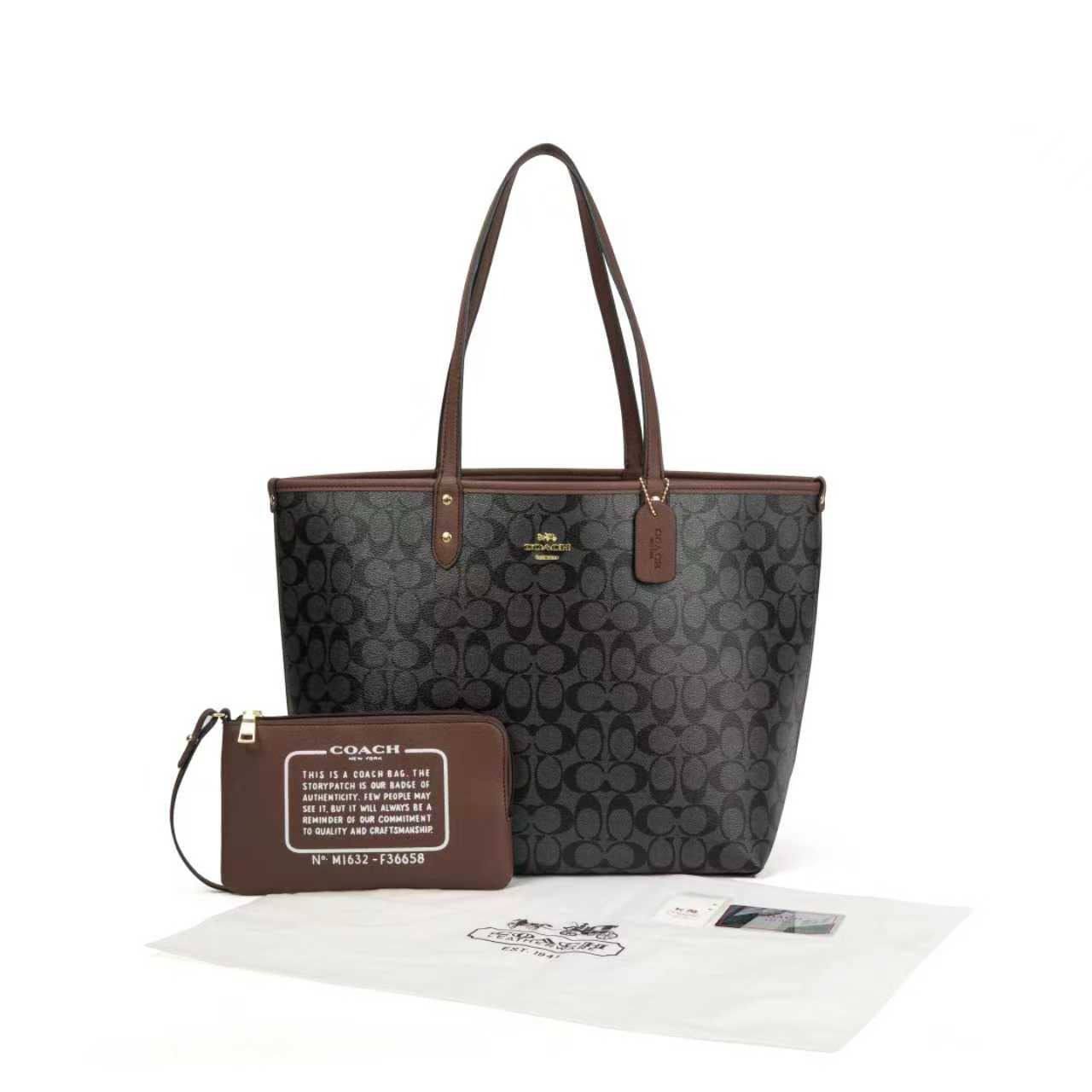 Coach

Best quality 

with box’s 
🎁🎁🎁

120 dhs✅
size 46 Cm

Zain290
♥️♥️♥️