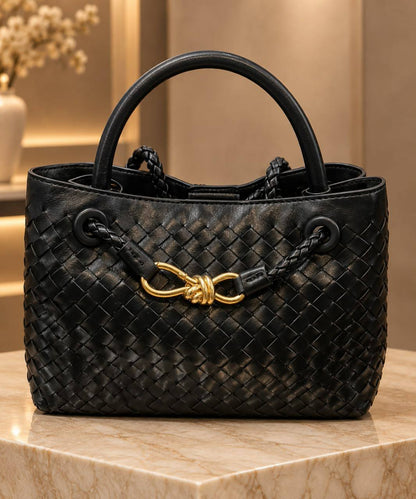 Bottega
New arrival

26cm
without box
100 dhs🇦🇪🇦🇪

Zain118
♥️♥️♥️