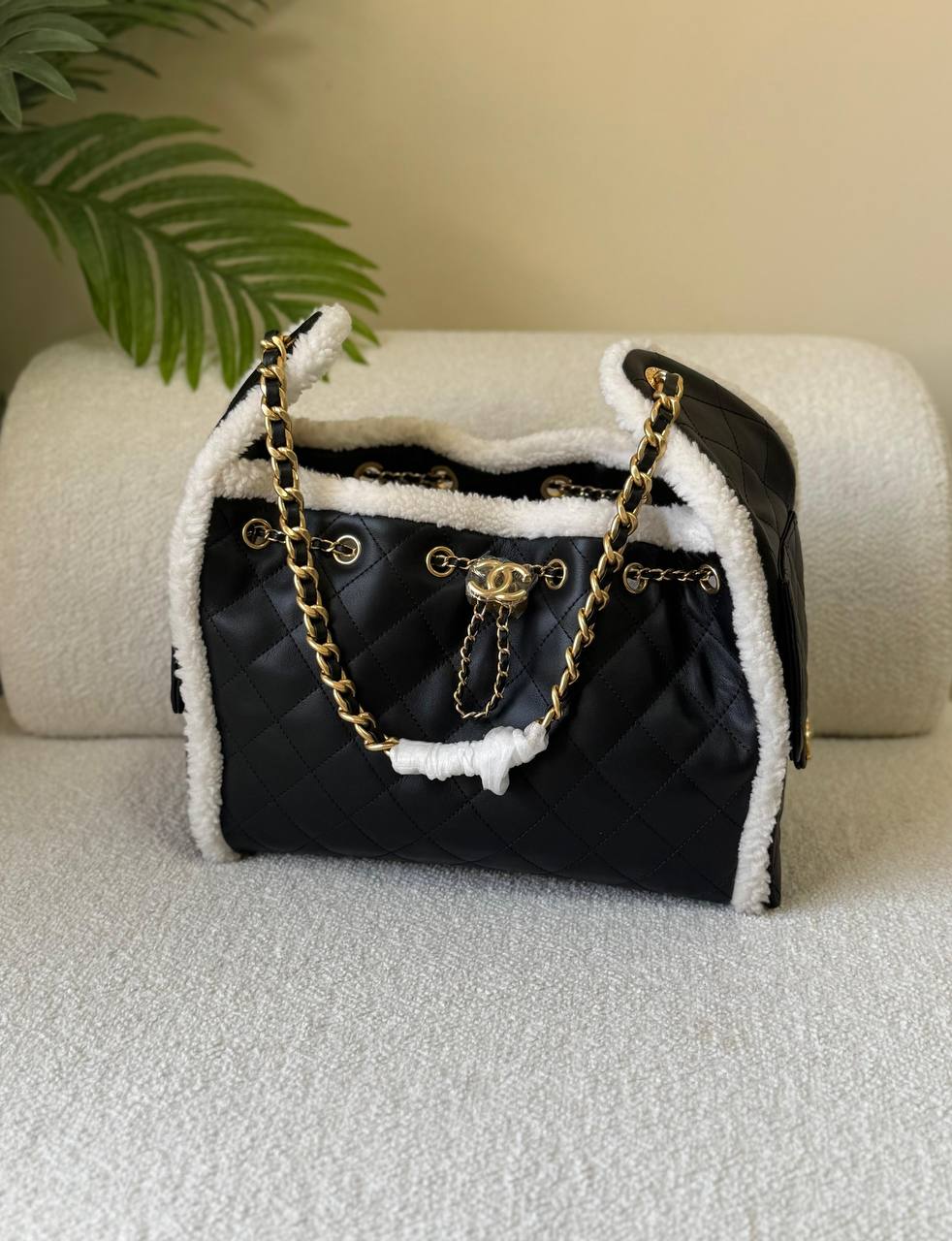 🤍*CHANEL* 🤍    
          🦋🌿
💗Available now 🩷💫
For Price 👇 WTSP Text Zain 0568585901

Zain246
♥️♥️♥️