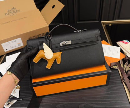 Hermes
Master✅✅
300 dhs🇦🇪🇦🇪

Zain192
♥️♥️♥️