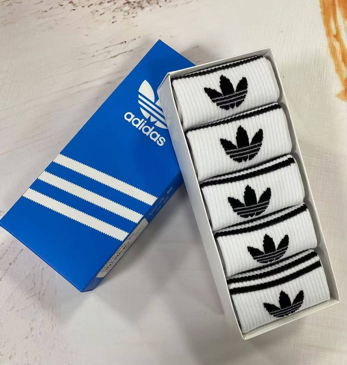 NEW CAME🥰
SOCKS 
GOOD QUALITY
30 dhs🇦🇪🇦🇪
FREE SIZE 

Zain40
♥️♥️♥️