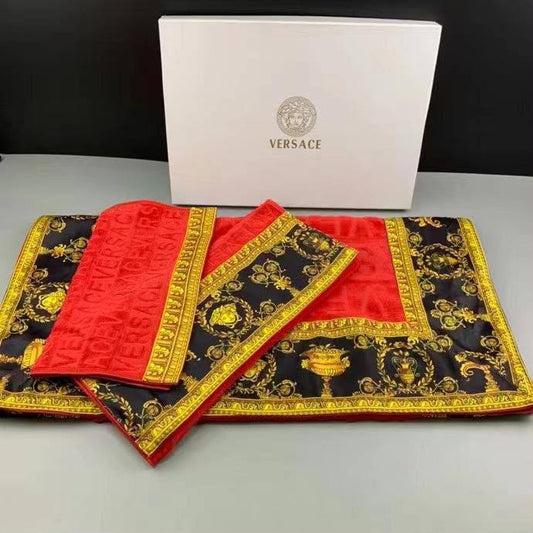 *New collections*
TOWEL                                             
VERCACE
*s 31x31*
*m 31x75*
*L 80x150*                                          
*Super Master quality*
380 dhs🇦🇪🇦🇪

Zain308
♥️♥️♥️