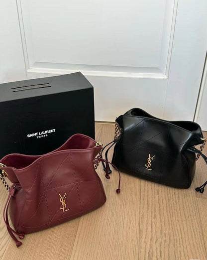 ❤️ YSL Jamie 
1️⃣ First Quality +box🎁
Size : 28 * 16 * 12.5 cm
90 dhs🇦🇪🇦🇪
with box🎁

Zain115
♥️♥️♥️