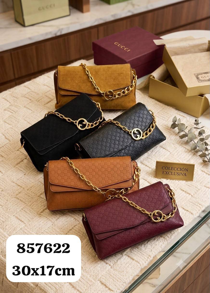 GUCCI 
☘️PREMIUM QUALITY 💯
✨DOUBBLE BOX 📦 
130 DHS🇦🇪🇦🇪

Zain28
♥️♥️♥️
