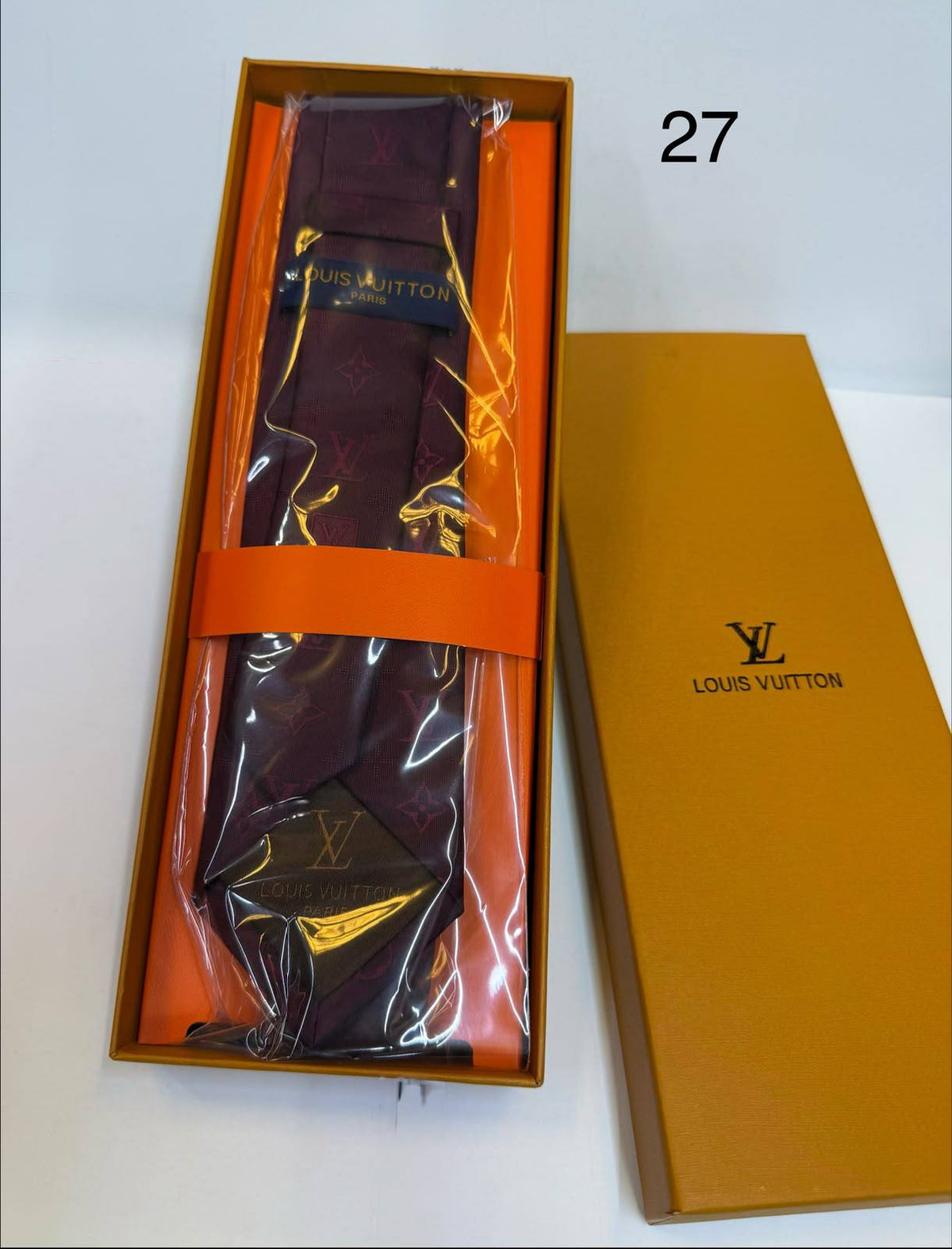 Hermes
Gucci
LV
Dior

Withbox

75 dhs🇦🇪🇦🇪

Zain93
♥️♥️♥️