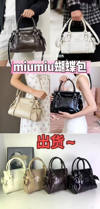 MIU MIU 
Master
280 dhs✅
#24cm🩷🩷🙋‍♂️

Zain228
♥️♥️♥️