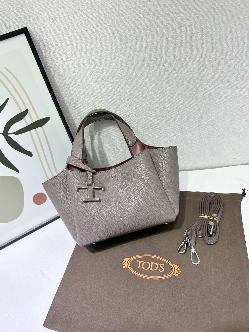 TODS
100 dhs✅

Zain143
♥️♥️♥️
