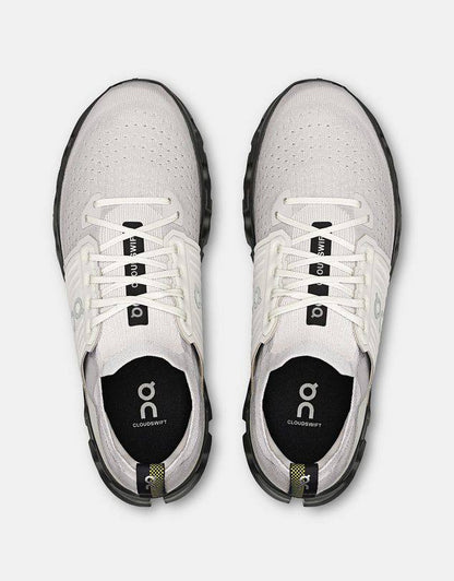 On Cloudswift 4 Wolf/Black 
36-45 AVAILABLE 🤩
220 dhs✅

Zain242
♥️♥️♥️