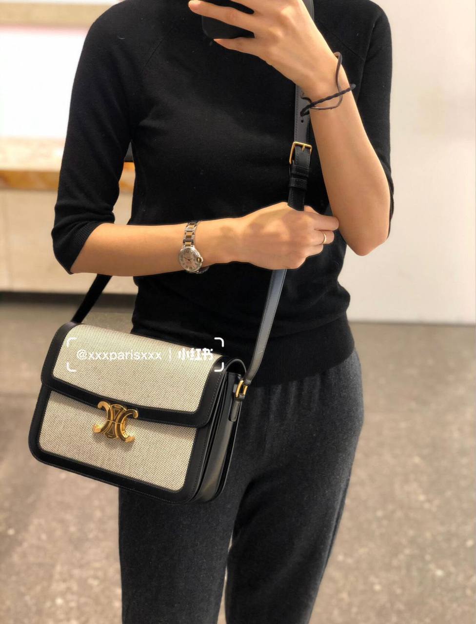 CELINE 

NEW CAME 
GOOD QUALITY 
WITH BOX 
🎁🎁🎁

110 dhs

Zain39
♥️♥️♥️