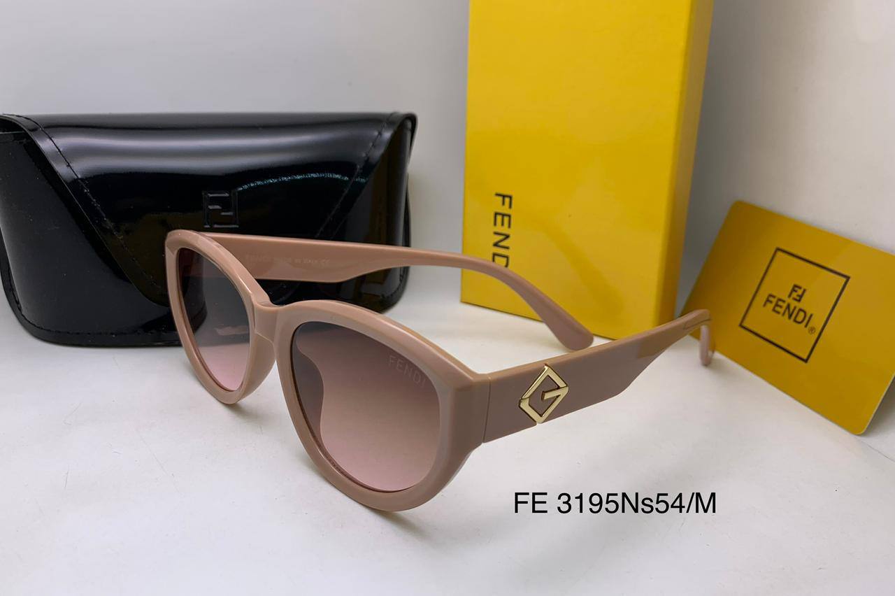 Fendi
70 dhs✅

Zain126
♥️♥️♥️