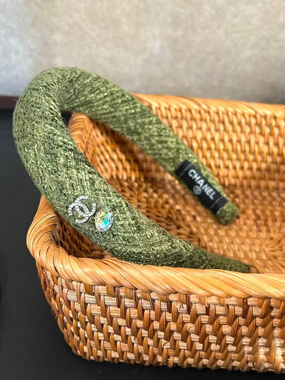 Head Accessories 😍
good quality 💯
With paper bag🛍️
50 DHS🇦🇪🇦🇪🇦🇪
With master box 📦 
60 DHS🇦🇪🇦🇪🇦🇪

Zain216
♥️♥️♥️
