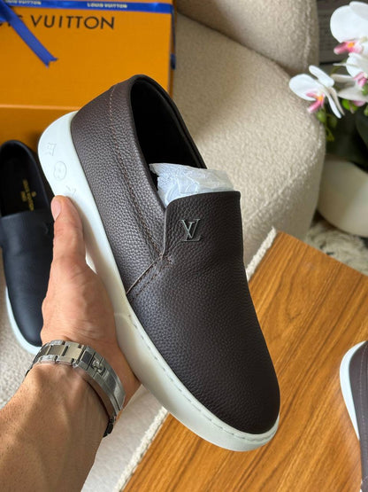 *LV Pacific loafer*
*AAA quality*
*size: 40 to 46*
490 dhs🪙🌨️

Zain185
♥️♥️♥️