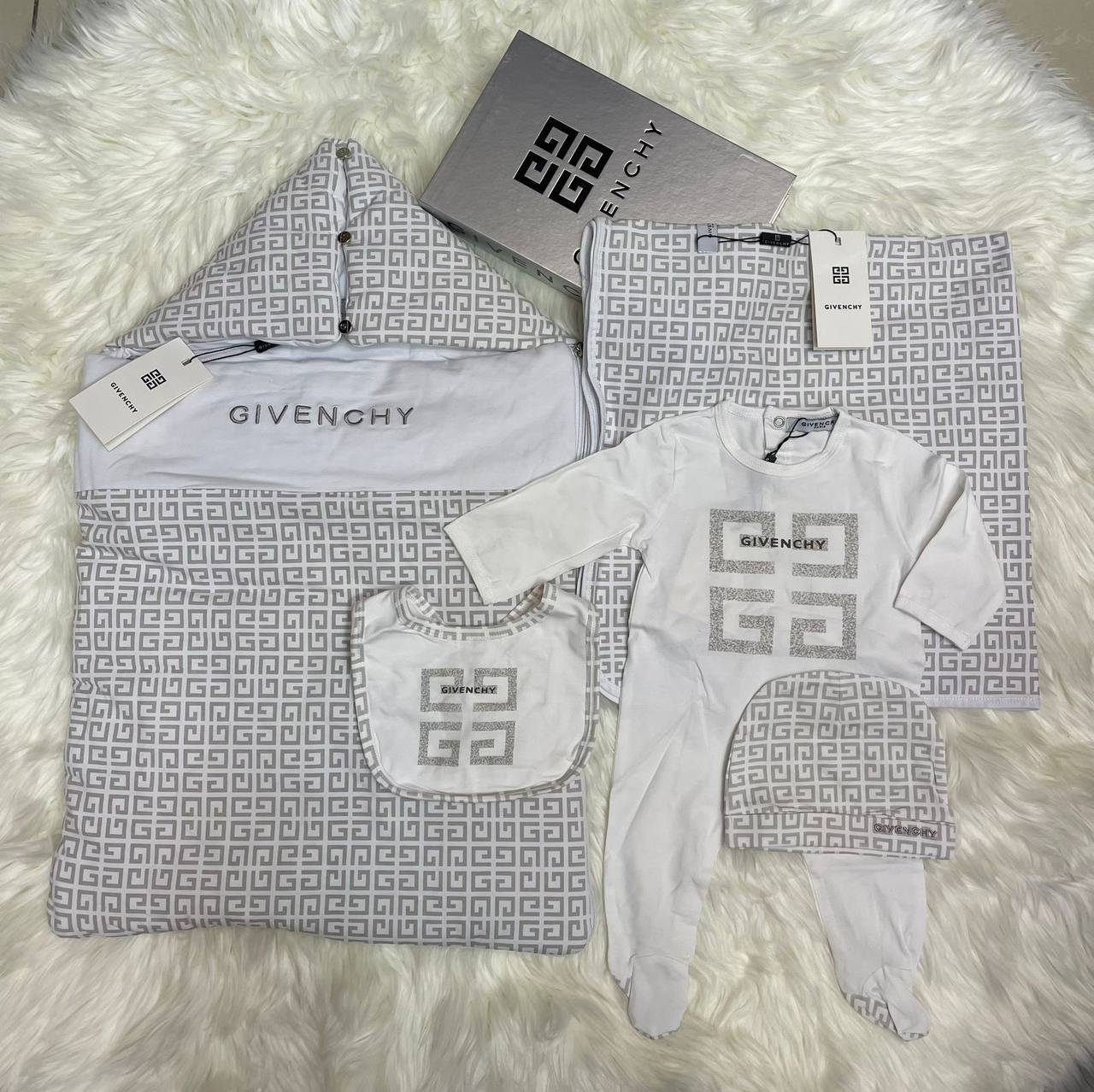 Baby Set
For Price 👇 WhatsApp✅
0568585901 
0507557372
0552275751 Owner Zain 👌

Zain151
♥️♥️♥️