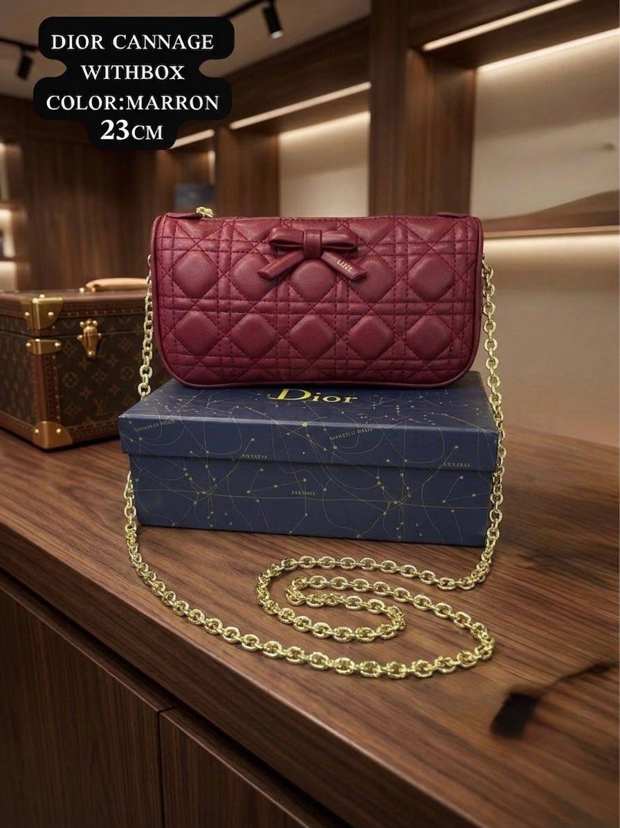 Dior ᴄᴀɴɴᴀɢᴇ ᴘᴏᴜᴄʜ ʙᴀɢ
ᴡɪᴛʜ ʟᴏɴɢ sʟɪɴɢ ɢᴏʟᴅᴛᴏɴᴇ
ᴡɪᴛʜʙᴏx
🎁🎁🎁

ᴄᴀʟғsᴋɪɴ ᴍᴀᴛᴇʀɪᴀʟ
sɪᴢᴇ:𝟐𝟑ᴄᴍ
100 dhs✅

Zain56
♥️♥️♥️