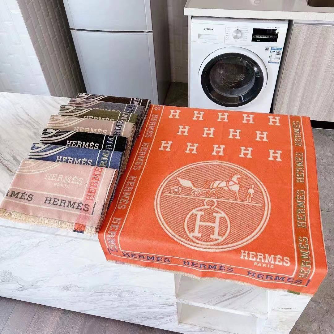 Scarf
45 dhs🪙🌨️

Zain90
♥️♥️♥️