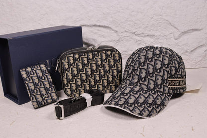 Dior - Gucci - LV -  3in1
 Master
Set Price 
290 dhs🪙🌨️

Zain33
♥️♥️♥️