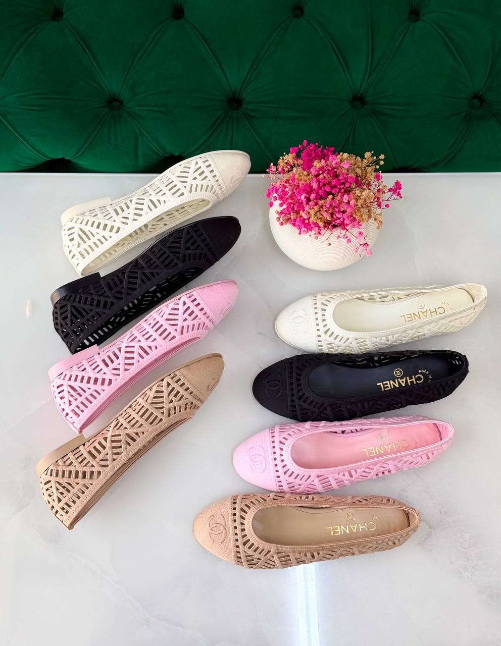 Chanel 
Vip quality 
Size:36 to 41
450 dhs🇦🇪🇦🇪

Zain113
♥️♥️♥️