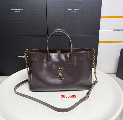 YSL
110 dhs❣️
SIZE：36×22×5cm
Good quality

Zain35
♥️♥️♥️