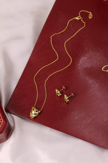 Cartier

PANTHERE DE CARTIER 

PENDANT & EARiNGS

Super Master Quality
  200 dhs🇦🇪🇦🇪 with NormalBox
225 dhs🇦🇪🇦🇪. with OrignalBox


Zain209
♥️♥️♥️