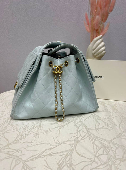 CHANEL HOBO 💕💕💕
Super master quality 🔥🔥💯
25cm Available 💫💫💫
With full packaging 🎁
For Price 👇 WhatsApp✅
0568585901 
0507557372
0552275751 Owner Zain 👌

Zain252
♥️♥️♥️