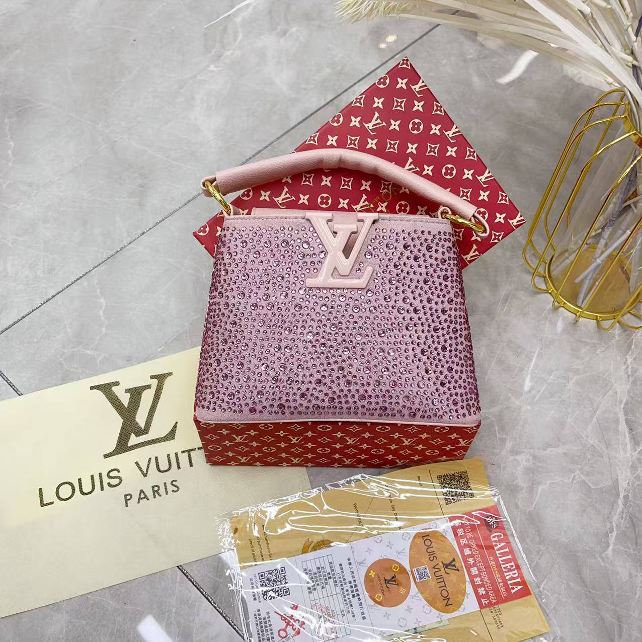 LV

75 dhs💓

Zain232
♥️♥️♥️