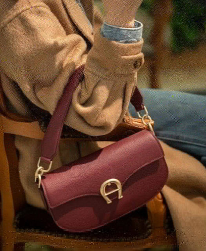 Aigner
105 dhs🪙💚
Four layers, 

with boxes
🎁🎁🎁

Zain07
♥️♥️♥️