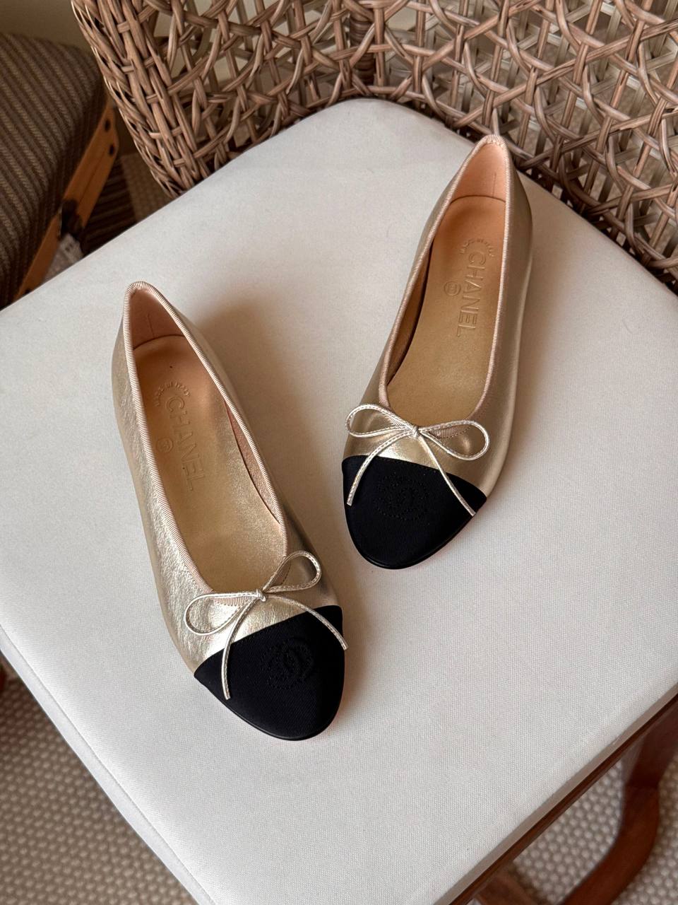 CHANEL
✨ Collection
👠 36–41
💎 Premium Quality
🔥 Super Master
450 dhs🇦🇪🇦🇪

Zain198
♥️♥️♥️