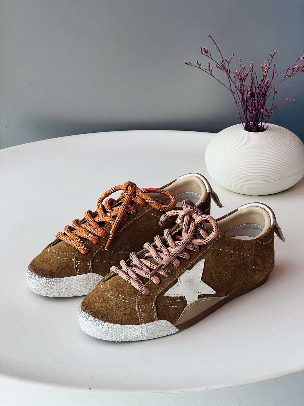 Golden goods 😍
Size 36-41
_Super master high quality_🪡
430 dhs✅

Zain176
♥️♥️♥️