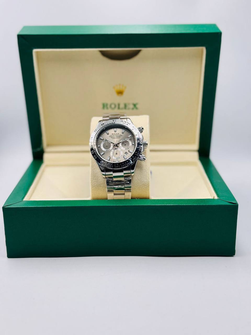 Rolex Men 
70 dhs🇦🇪🇦🇪

Zain08
♥️♥️♥️