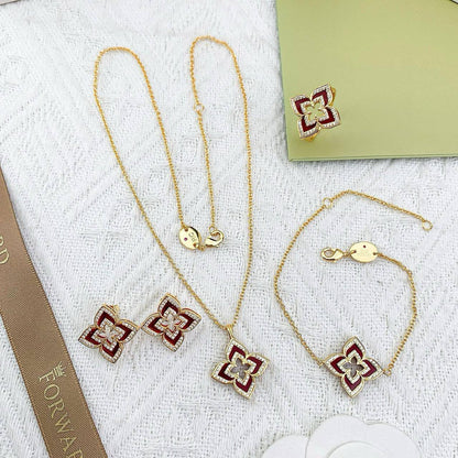 ROBERTO COIN SET🌊*
Necklace ❤️‍🔥
Earring 💥
Bracelet 🍁
Ring 💍 size available 👇
6,7,8,9

Master quality 💯
With normal boxes 📦 
150 dhs🪙🌨️

With master box 🗃️ 
230 dhs🪙🌨️

Zain228
♥️♥️♥️