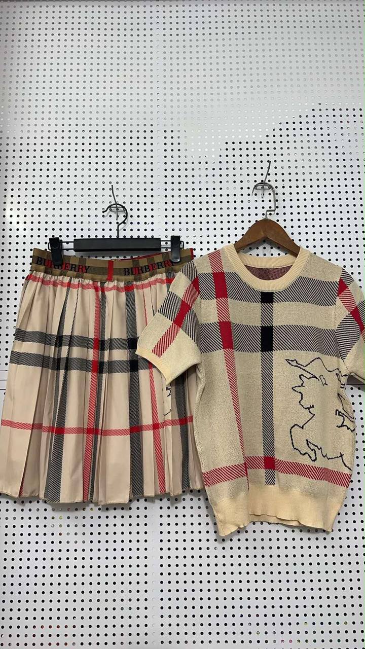 Set dress
M-2XL
140 dhs🇦🇪🇦🇪

Zain17
♥️♥️♥️