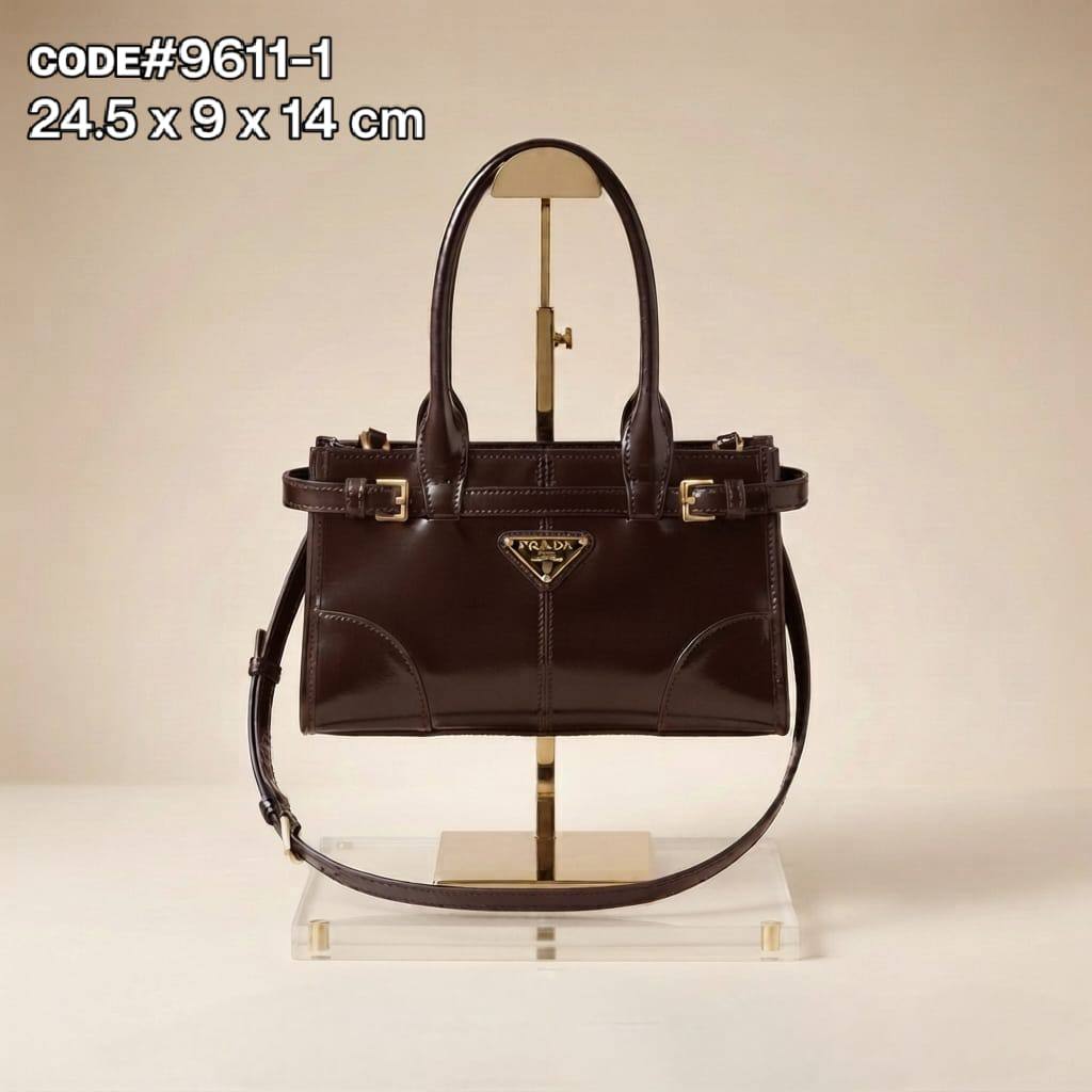 Prada ʙᴏɴɴɪᴇ ʜᴀɴᴅʙᴀɢ
ʟᴀᴍʙsᴋɪɴ ʟᴇᴀᴛʜᴇʀ ᴍᴀᴛᴇʀɪᴀʟ
ɢᴏʟᴅ ʜᴀʀᴅᴡᴀʀᴇ
ɪᴛ ʜᴀs ᴀ ʙᴇʟᴛ ʟᴏɴɢ sᴛʀᴀᴘ
sɪᴢᴇ : 24.5  cm

90 dhs🇦🇪🇦🇪

Zain31
♥️♥️♥️