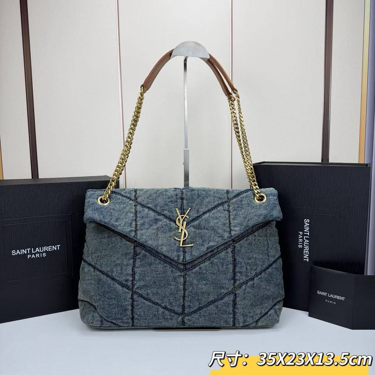 YSL
Master❣️❣️
#29cm=310 dhs🇦🇪🇦🇪
#35cm=320 dhs🇦🇪🇦🇪

Zain228
♥️♥️♥️