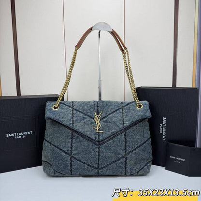 YSL
Master❣️❣️
#29cm=310 dhs🇦🇪🇦🇪
#35cm=320 dhs🇦🇪🇦🇪

Zain228
♥️♥️♥️