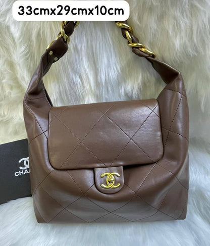 Chanel
110 dhs✅

Zain72
♥️♥️♥️