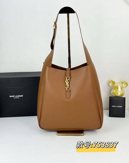 YSL 
Master
30cm🫶🏼
320 dhs👑

Zain228
♥️♥️♥️
