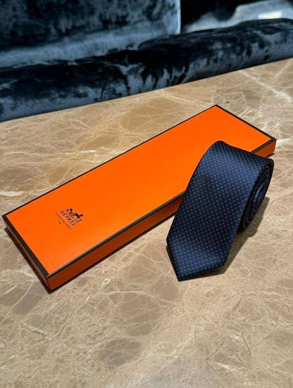 TIE

*MASTER QUALITY*

180 dhs

Zain202
♥️♥️♥️