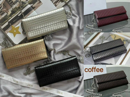 Dior

100 dhs✅ 

high quality 

With box
🎁🎁🎁

Zain26
♥️♥️♥️