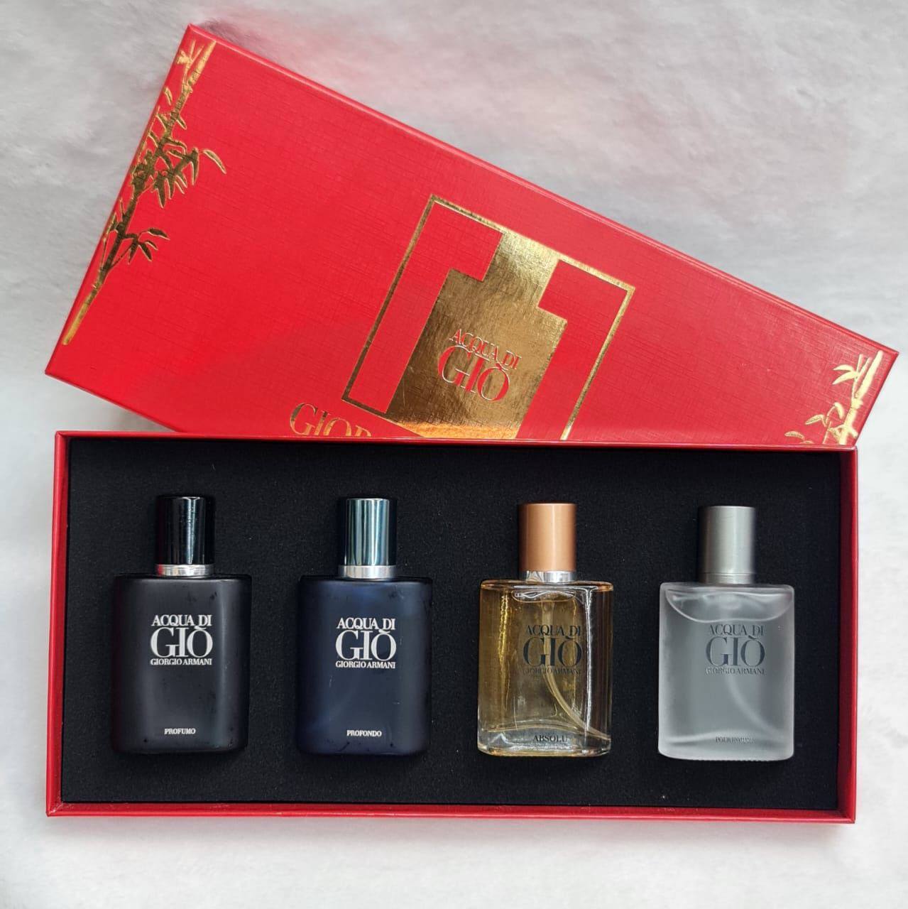 PERFUME SETS
50 dhs🇦🇪🇦🇪

Zain01
♥️♥️♥️