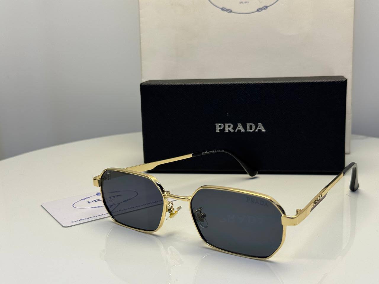Sunglasses 

Good quality 

55 DHS🇦🇪🇦🇪🇦🇪

Zain182
♥️♥️♥️