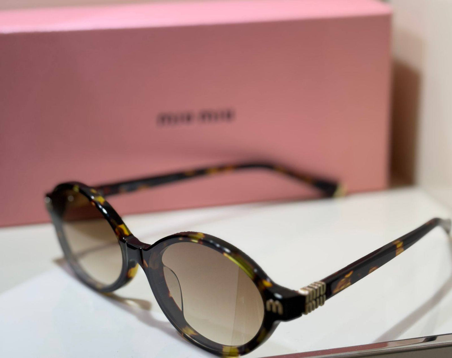 Miu Miu
MASTER QUALITY…....😍
190 dhs🪙🌨️
NEW COLLECTION ARRIVED 🌹🌹

Zain108
♥️♥️♥️
